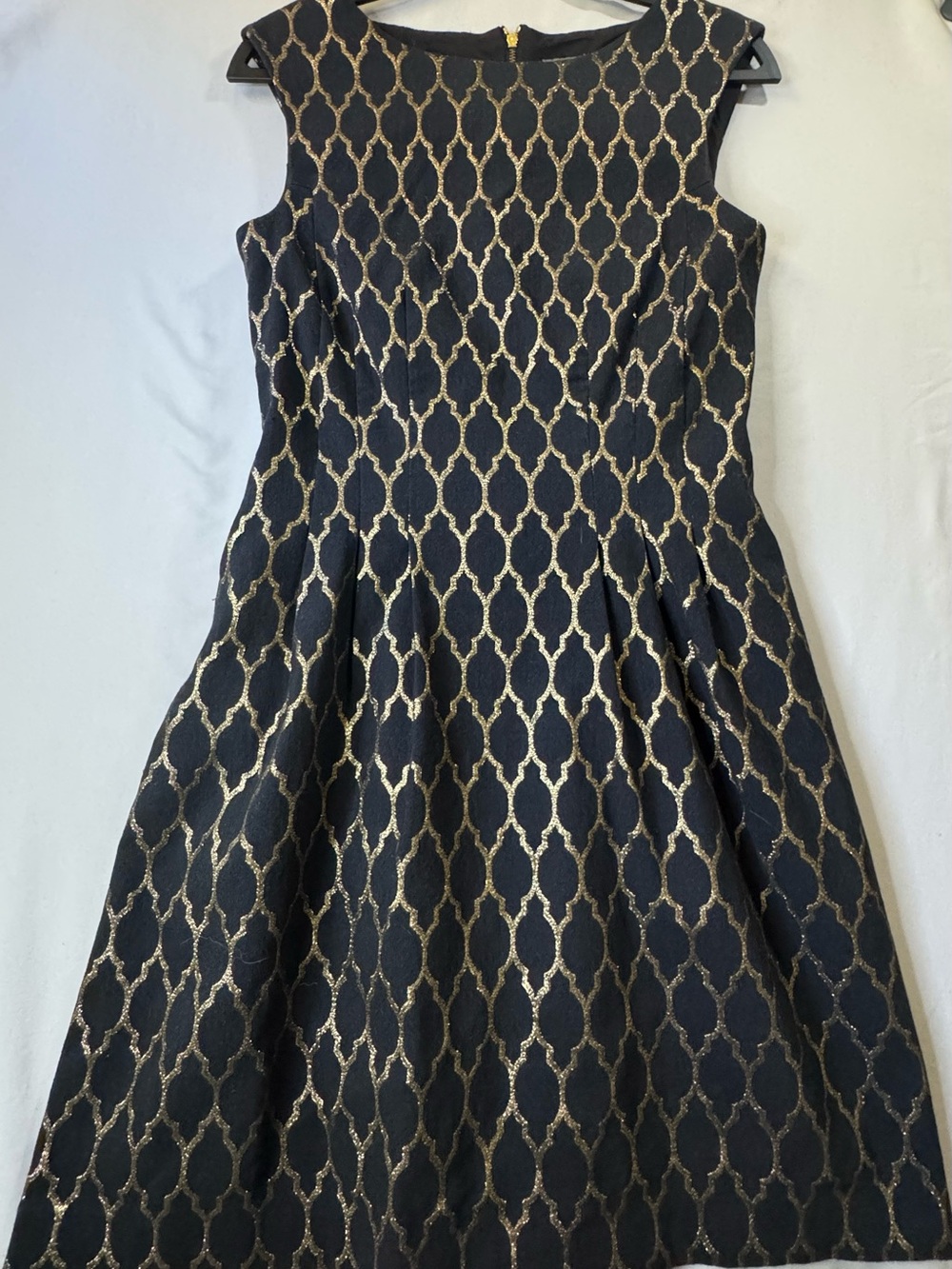 Vince Camuto Women’s 10 Black Jacquard Fit and Flare Dress w/pockets